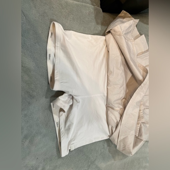 Lululemon skirt - Picture 4 of 4